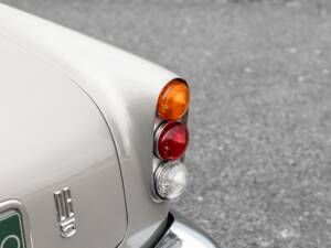 Bild 13/39 von Aston Martin DB 5 Vantage (1964)