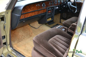 Imagen 23/50 de Rolls-Royce Silver Shadow II (1978)