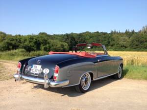 Afbeelding 14/118 van Mercedes-Benz 220 S Cabriolet (1957)