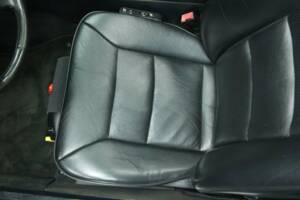 Bild 14/50 von Mercedes-Benz 300 CE-24 3.4 AMG (1993)