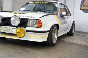 Image 5/36 of Opel Ascona 400 (1982)