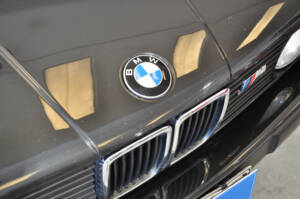 Image 8/40 of BMW 325ix (1989)