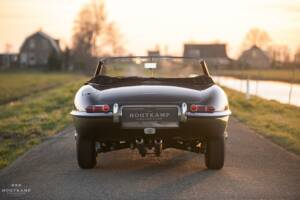 Image 40/50 of Jaguar E-Type 3.8 Flat Floor (1961)