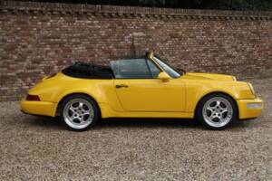 Image 40/50 of Porsche 911 Carrera 2 &quot;America Roadster&quot; (1993)