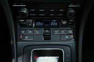 Bild 20/24 von Porsche 911 Carrera 4 GTS (2017)