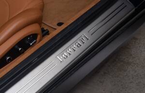 Bild 24/38 von Ferrari GTC4Lusso (2017)