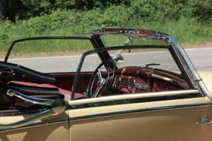 Image 3/22 of Mercedes-Benz 220 Cabriolet A (1954)
