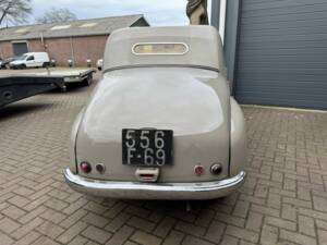 Imagen 6/13 de SIMCA Simca 6 (1948)