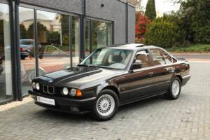 Afbeelding 1/90 van BMW 525i (1992)