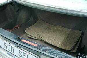 Bild 19/50 von Mercedes-Benz 500 SEL (1983)