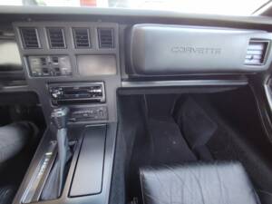 Imagen 62/82 de Chevrolet Corvette (1984)