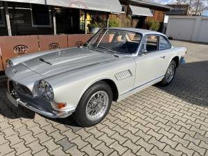 Image 2/22 de Maserati 3500 GTI Sebring (1965)