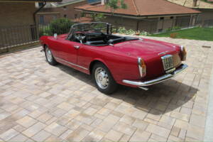 Immagine 4/32 di Alfa Romeo 2600 Spider (1966)