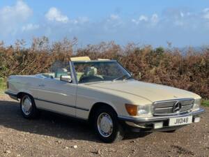Immagine 1/12 di Mercedes-Benz 280 SL (1984)
