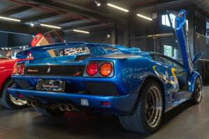 Image 6/36 of Lamborghini Diablo SV (1998)