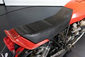 Image 39/49 de Moto Guzzi 850 LeMans (1981)