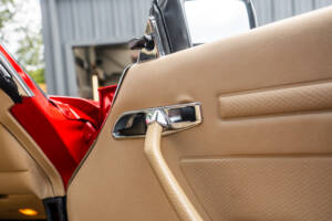 Image 44/59 of Mercedes-Benz 300 SL (1989)