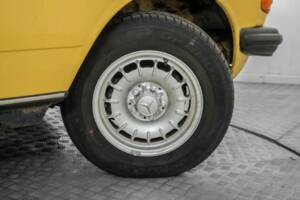 Bild 45/50 von Mercedes-Benz 300 TD Turbodiesel (1981)