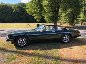 Image 2/8 of Jaguar XJS 6.0 V12 (1986)