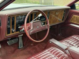Bild 8/26 von Buick Riviera Coupe (1983)