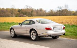 Bild 5/37 von Jaguar XKR (2001)