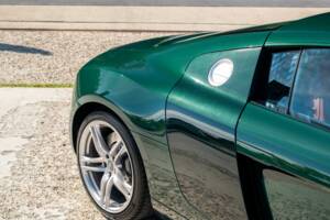 Image 15/33 of Audi R8 (2007)