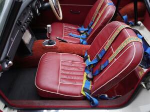 Image 12/17 de MG MGB (1964)