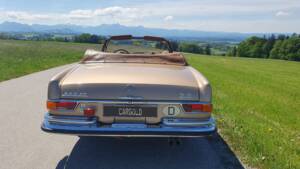 Image 24/38 of Mercedes-Benz 280 SE 3,5 (1969)