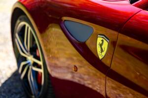 Bild 17/50 von Ferrari FF (2012)