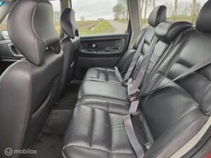 Bild 22/37 von Volvo V 70 2.5 (1997)