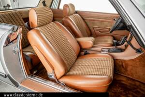 Image 15/15 of Mercedes-Benz 500 SLC (1980)