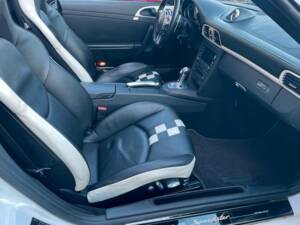 Image 14/20 of Porsche 911 Carrera 4 GTS (2011)