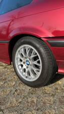 Bild 46/57 von BMW 320i (1993)