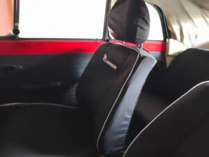 Image 18/18 of Volkswagen Beetle 1303 LS (1976)