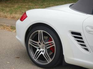 Image 19/50 de Porsche Boxster S (1900)
