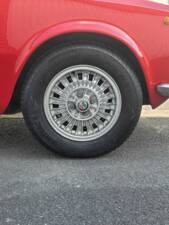 Image 26/50 of Alfa Romeo 2000 Berlina (1973)