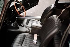 Immagine 26/50 di Jaguar E-Type (2+2) (1966)