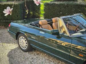 Image 64/100 de Alfa Romeo 2.0 Spider (1993)