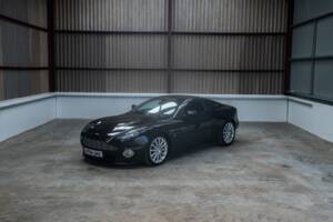 Image 14/50 de Aston Martin V12 Vanquish (2004)