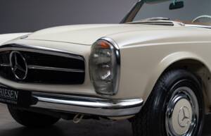 Image 16/41 of Mercedes-Benz 280 SL (1969)