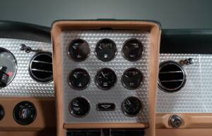 Image 35/43 of Bentley Continental T (1997)