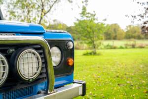 Bild 36/50 von Land Rover Defender 90 &quot;50th Anniversary&quot; (1999)