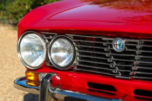 Imagen 14/50 de Alfa Romeo 2000 GT Veloce (1972)