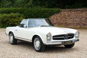 Image 35/50 de Mercedes-Benz 280 SL (1971)