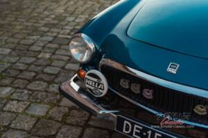 Image 13/34 de Volvo 1800 ES (1973)