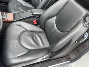 Bild 32/82 von Mercedes-Benz SL 320 (1995)