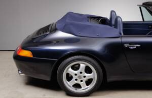 Bild 11/28 von Porsche 911 Carrera (1996)