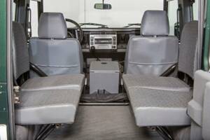 Immagine 15/18 di Land Rover Defender 90 Td5 (2002)