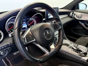 Image 21/31 of Mercedes-Benz C 43 AMG 4MATIC (2017)
