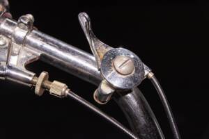 Image 14/50 of Triumph DUMMY (1969)